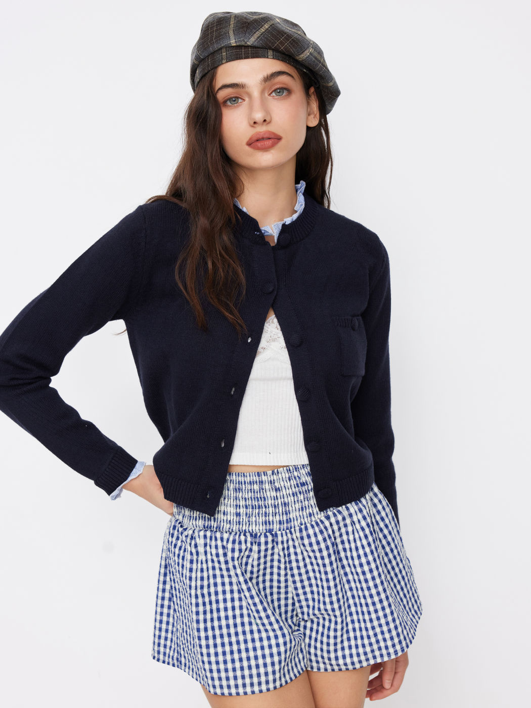 Classic cable knit sweater in chunky 5GG gauge with oversized fit and traditional Aran-style pattern